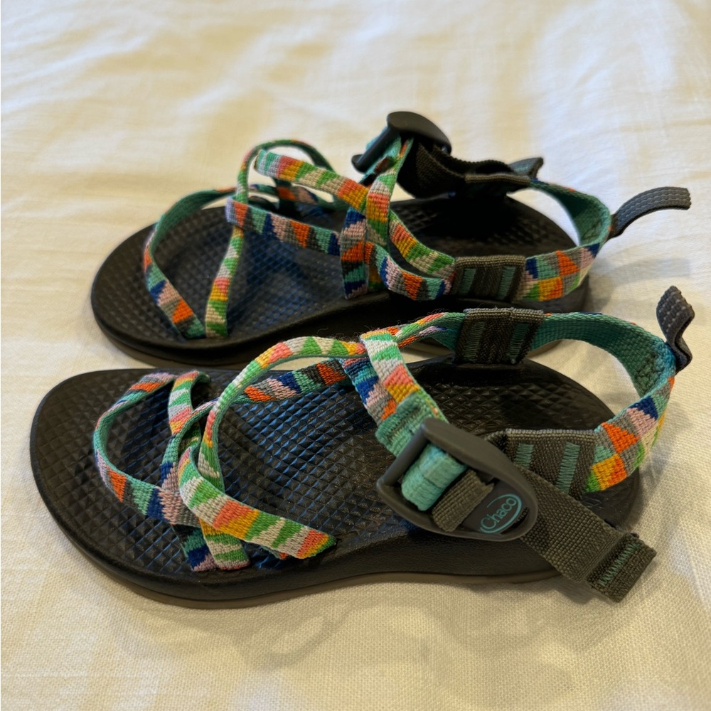 Kids Chaco Sandals size 12Y Multicolor Triangle Pattern